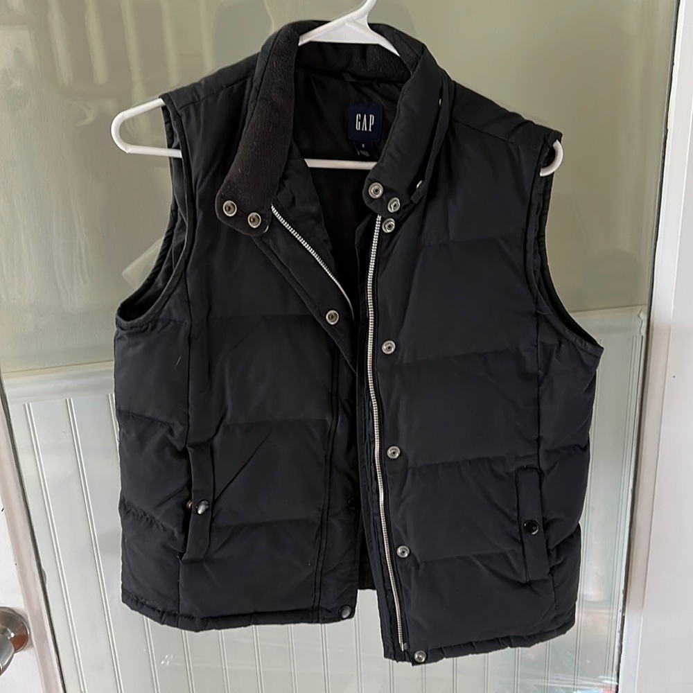 Gap Puffy Vest